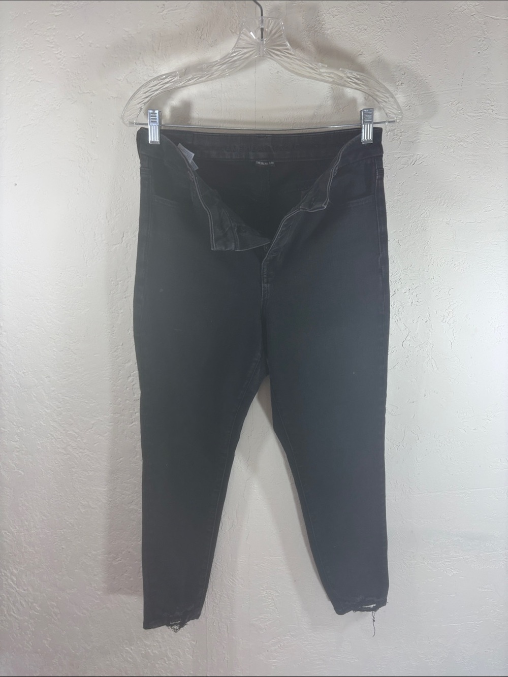 American Eagle Outfitters Black Cropped Skinny Jeans